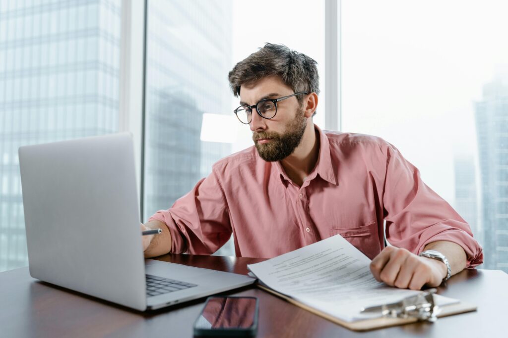 Crédit rapide en ligne sans justificatifs - Partenaire de Crédit Optimal en réunion virtuelle